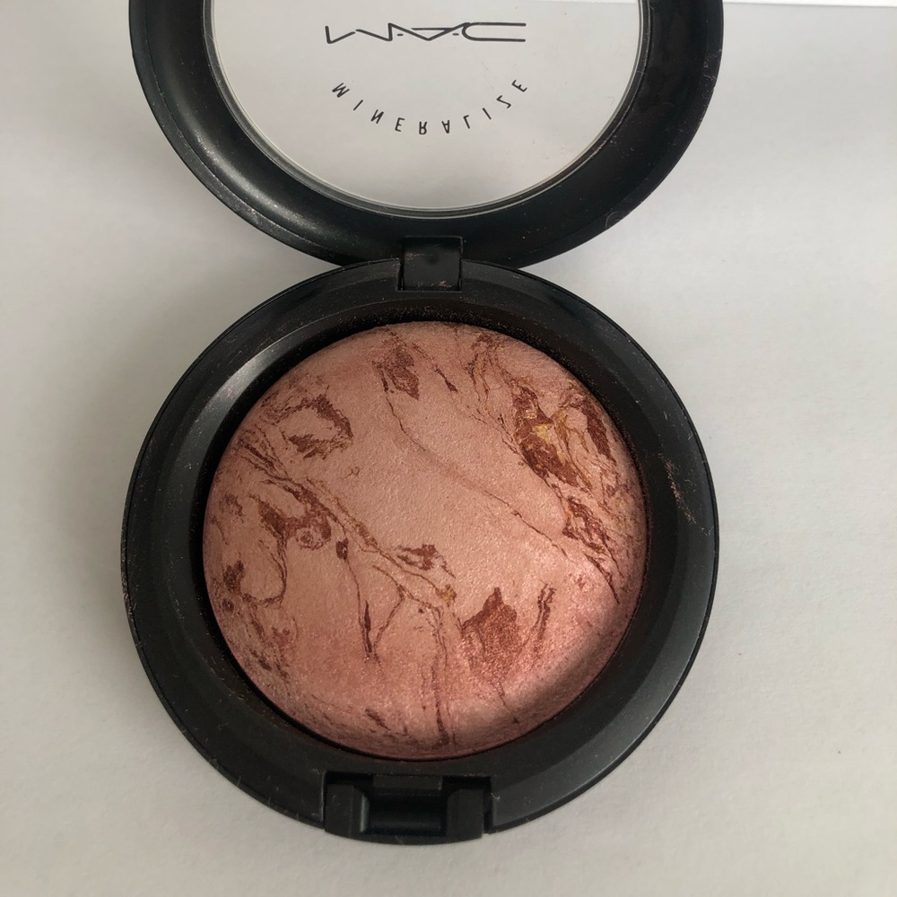 MAC Mineralize Skinfinish Petticoat 10g